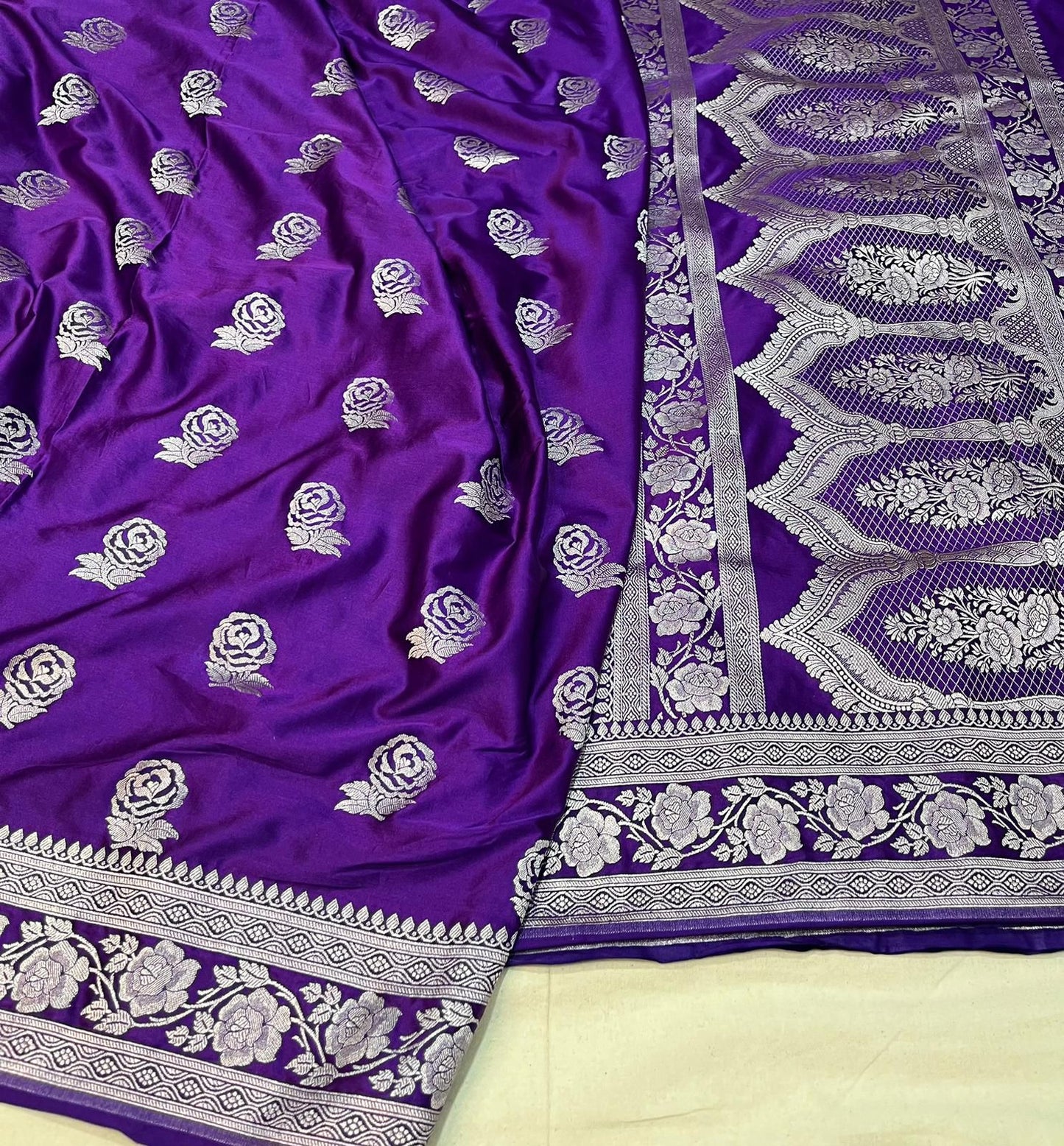 Banarasi Handloom Mashru Saree code-003