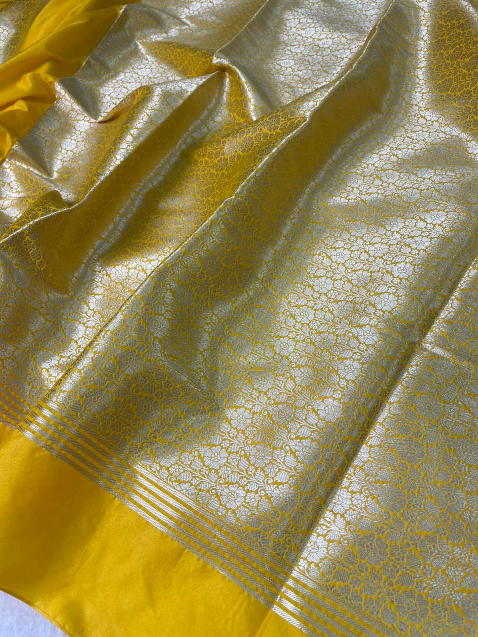 Banarasi Raw mango Semi Silk Saree code-012