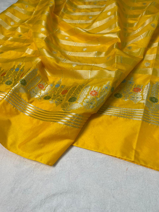 Banarasi Raw mango Semi Silk Saree code-012